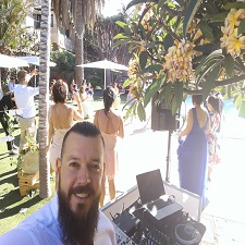 Alex Navarro con Musicalia